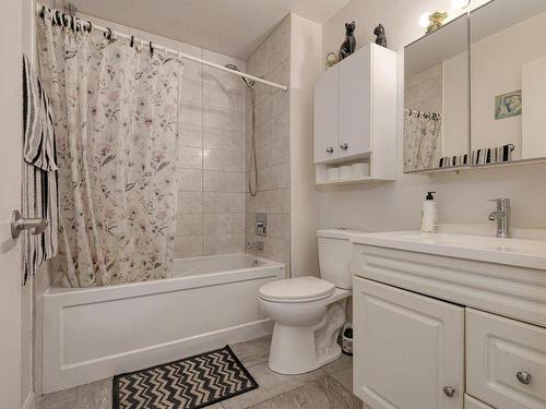 Salle de bains - 4600 Rue Mélanie, Drummondville, QC - Indoor Photo Showing Bathroom