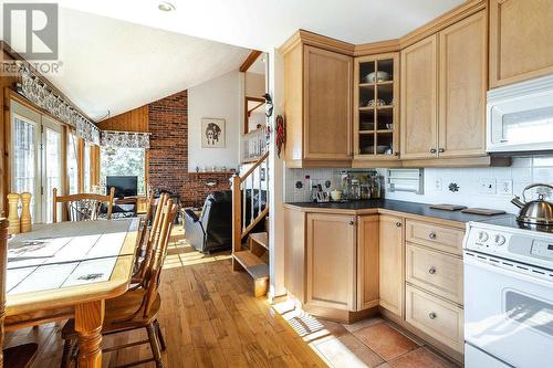 8 Walker Ln, Huron Shores, ON - Indoor Photo Showing Kitchen