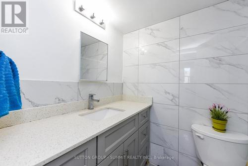 1902 - 380 Dixon Road, Toronto, ON - Indoor Photo Showing Bathroom