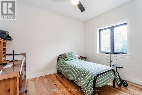 348 Fuller Avenue, Midland, ON - Indoor Photo Showing Bedroom