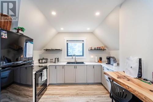 348 Fuller Avenue, Midland, ON - Indoor Photo Showing Kitchen With Double Sink