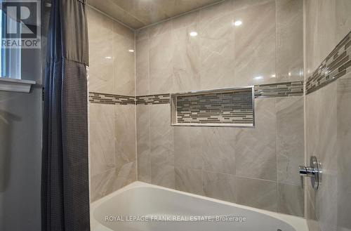 603 Bradley Drive, Whitby (Pringle Creek), ON - Indoor Photo Showing Bathroom