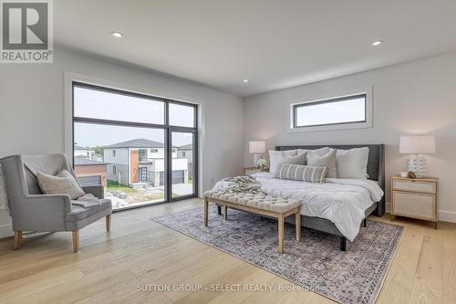 136 Winlow Way, Middlesex Centre (Kilworth), ON - Indoor Photo Showing Bedroom