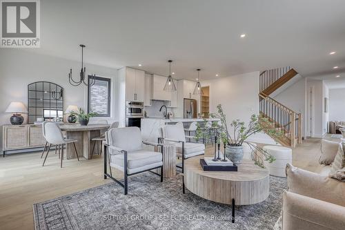 136 Winlow Way, Middlesex Centre (Kilworth), ON - Indoor Photo Showing Living Room