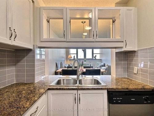 Uph109-797 Don Mills Rd, Toronto, ON - Indoor Photo Showing Kitchen With Double Sink