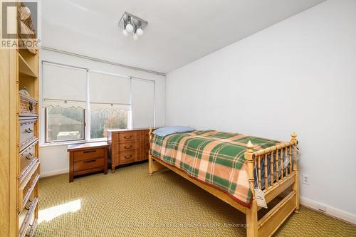 34 Sultana Avenue, Toronto, ON - Indoor Photo Showing Bedroom