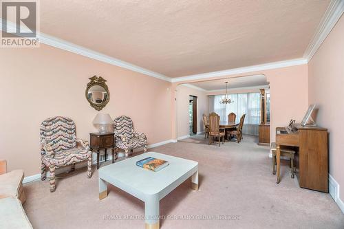 34 Sultana Avenue, Toronto, ON - Indoor Photo Showing Living Room