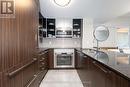 301 - 5168 Yonge Street, Toronto, ON  - Indoor Photo Showing Kitchen 