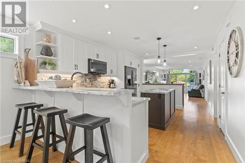 796 Arlington Street, Port Elgin, ON - Indoor Photo Showing Kitchen With Upgraded Kitchen