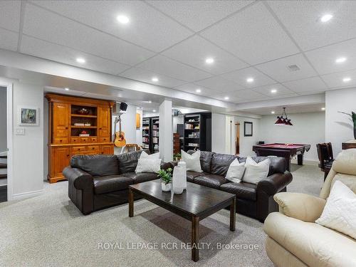 130 Mainprize Cres, East Gwillimbury, ON - Indoor