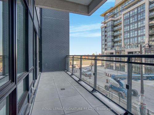 222-395 Dundas St W, Oakville, ON - Outdoor With Balcony