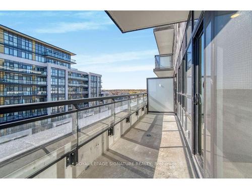 620-395 Dundas St W, Oakville, ON - Outdoor With Balcony With Exterior