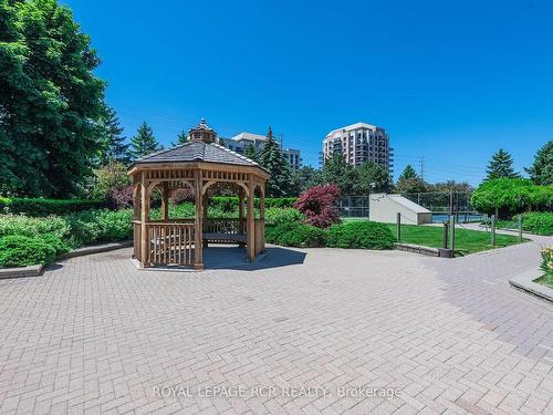 209-700 Constellation Dr, Mississauga, ON 