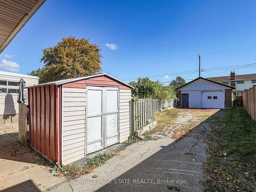 44 Golden Blvd, Welland, ON - Outdoor With Exterior