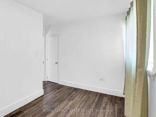 44 Golden Blvd, Welland, ON - Indoor Photo Showing Other Room