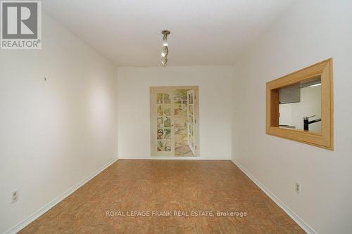 201 - 475 Parkhill Road W, Peterborough (Downtown), ON - Indoor Photo Showing Other Room