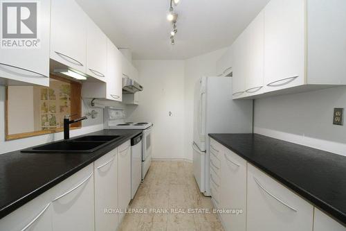 201 - 475 Parkhill Road W, Peterborough (Downtown), ON - Indoor Photo Showing Kitchen With Double Sink