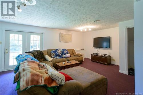 27 Allan Avenue, Rothesay, NB - Indoor Photo Showing Living Room