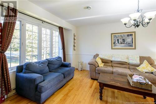 27 Allan Avenue, Rothesay, NB - Indoor Photo Showing Living Room