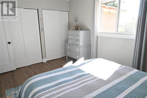 1127 James Crescent, Dresden, ON - Indoor Photo Showing Bedroom