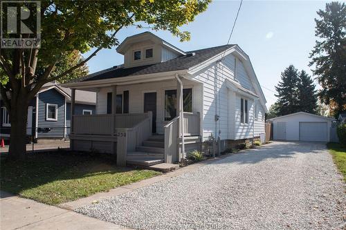 250 Forest Street, Chatham, ON - Outdoor With Facade