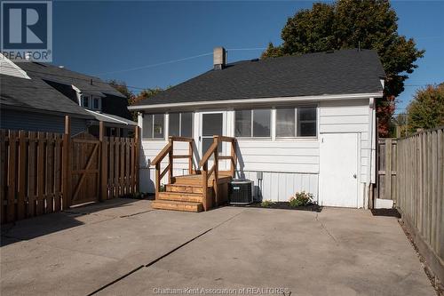 250 Forest Street, Chatham, ON - Outdoor With Exterior