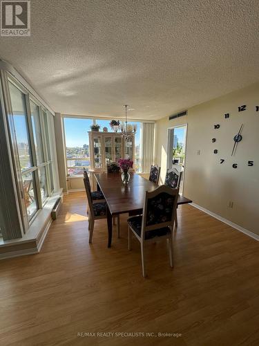 802 - 75 King Street E, Mississauga, ON - Indoor Photo Showing Dining Room