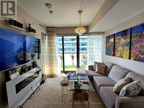 2512 - 185 Roehampton Avenue, Toronto, ON - Indoor Photo Showing Living Room