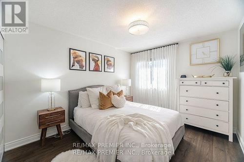 37 Furrows End, Brampton, ON - Indoor Photo Showing Bedroom