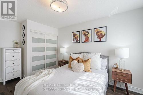 37 Furrows End, Brampton, ON - Indoor Photo Showing Bedroom