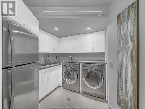 109 Robson Road Unit# 504, Leamington, ON - Indoor Photo Showing Laundry Room