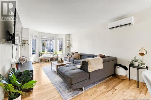 130 Fortune Street, Dieppe, NB - Indoor Photo Showing Living Room