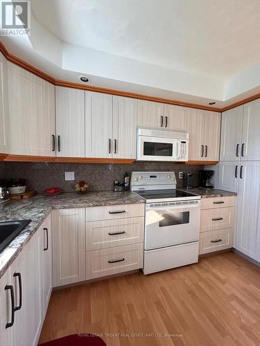 6 Seaborne Crescent S, Kapuskasing, ON - Indoor Photo Showing Kitchen