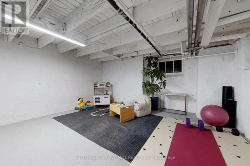 818 Windermere Avenue, Toronto, ON - Indoor