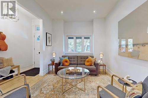 818 Windermere Avenue, Toronto, ON - Indoor Photo Showing Living Room