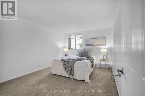 503 - 570 Proudfoot Lane, London, ON - Indoor Photo Showing Bedroom