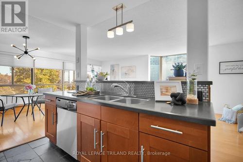 503 - 570 Proudfoot Lane, London, ON - Indoor Photo Showing Kitchen With Double Sink