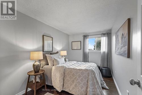 17 - 700 Harmony Road N, Oshawa (Pinecrest), ON - Indoor Photo Showing Bedroom