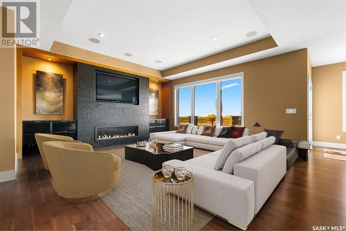 6106 Wascana Court, Regina, SK - Indoor Photo Showing Living Room With Fireplace