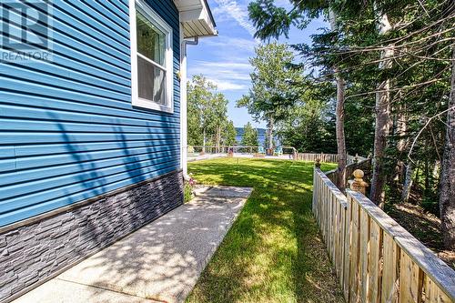 16 Lakeview Crescent, Roberts Arm, NL - Outdoor