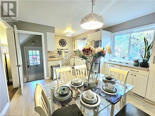 2 Fisher Mills Road, Cambridge, ON - Indoor Photo Showing Dining Room