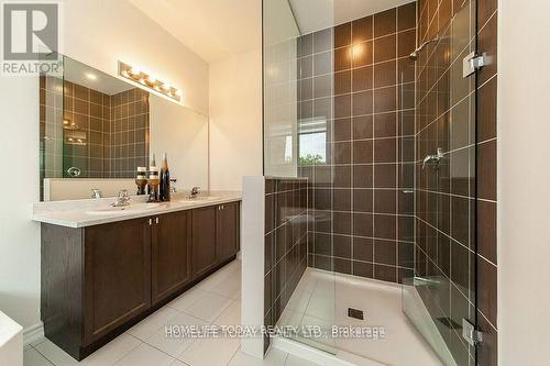 9 Hickling Lane, Ajax, ON - Indoor Photo Showing Bathroom