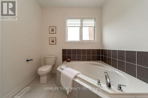 9 Hickling Lane, Ajax, ON - Indoor Photo Showing Bathroom