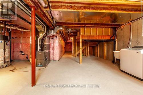 9 Hickling Lane, Ajax, ON - Indoor Photo Showing Laundry Room