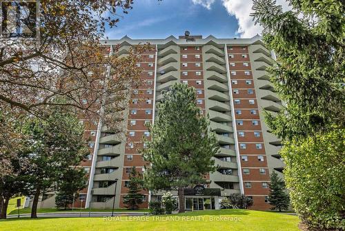 201 - 1105 Jalna Boulevard, London, ON - Outdoor With Balcony With Facade