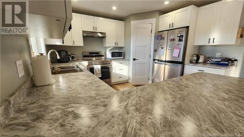 17 Joseph Long Road, Summerville, NB - Indoor Photo Showing Kitchen With Double Sink