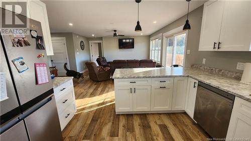 17 Joseph Long Road, Summerville, NB - Indoor Photo Showing Kitchen