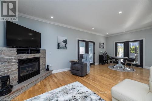 170 Lakeshore Road, Georgian Bluffs, ON - Indoor Photo Showing Living Room With Fireplace