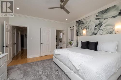 170 Lakeshore Road, Georgian Bluffs, ON - Indoor Photo Showing Bedroom