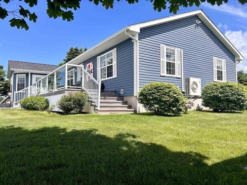 11 Beach Road, Tidnish Bridge, NS 